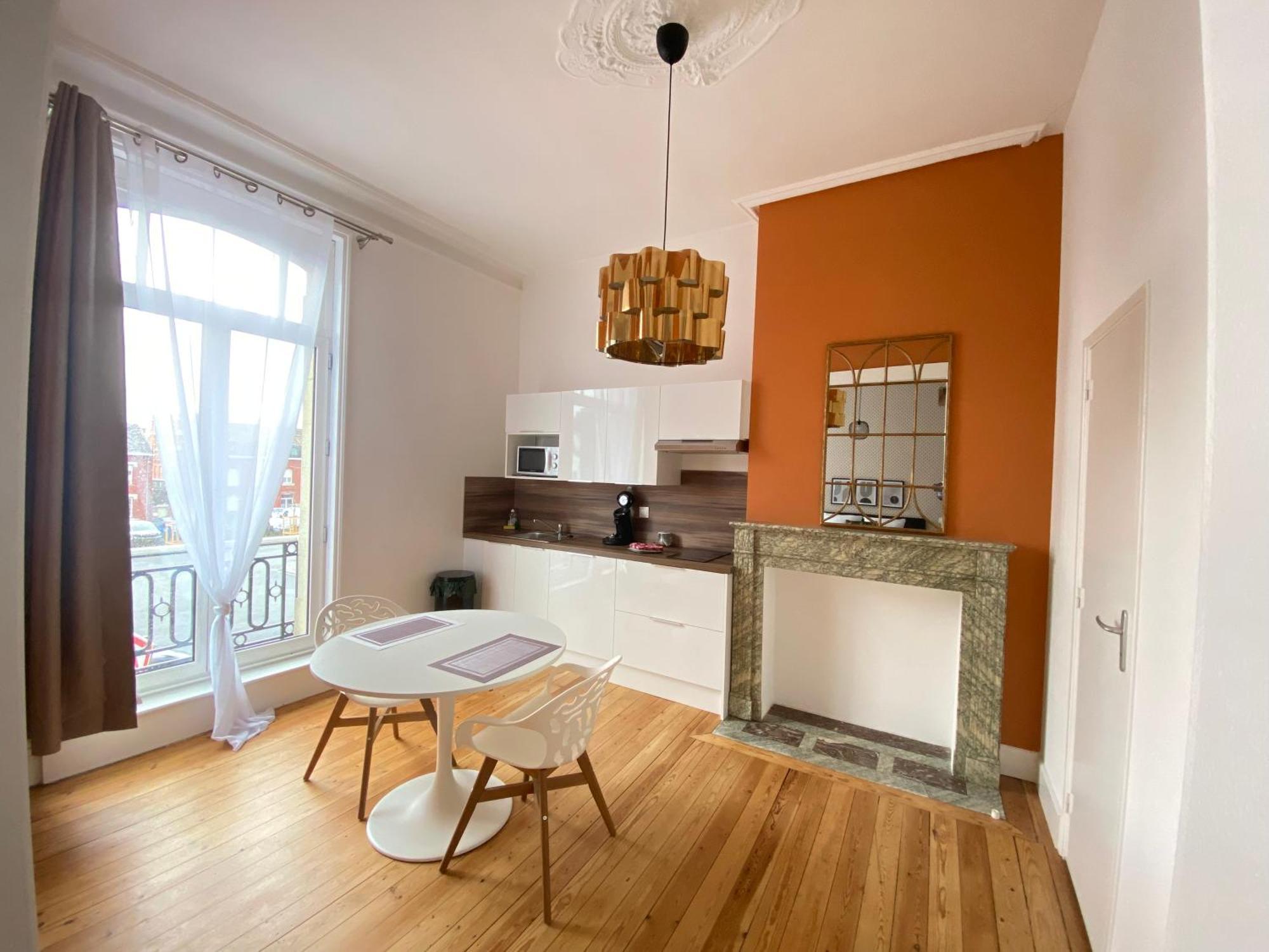 Résidence Adam à part Valenciennes Habitación foto