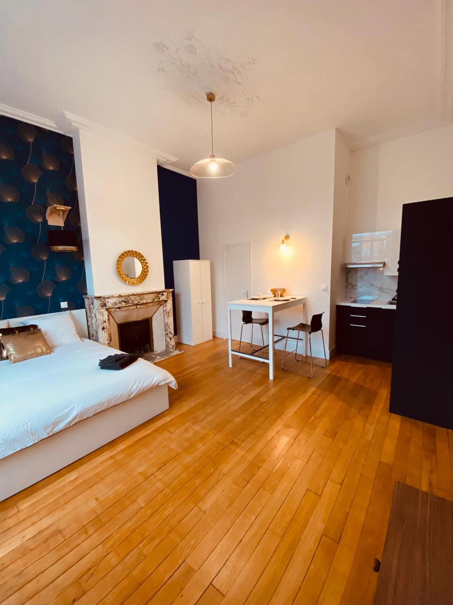 Résidence Adam à part Valenciennes Habitación foto